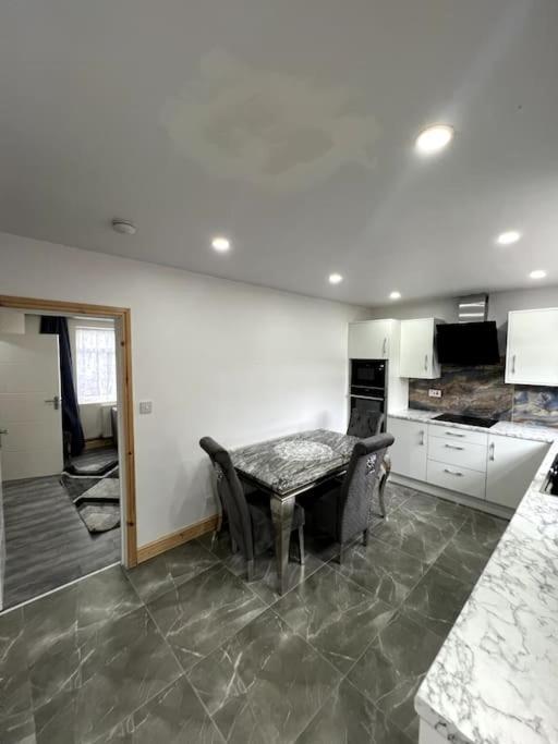 Luxury 3 Bed 3 Bedroom House Harborne 버밍엄 외부 사진